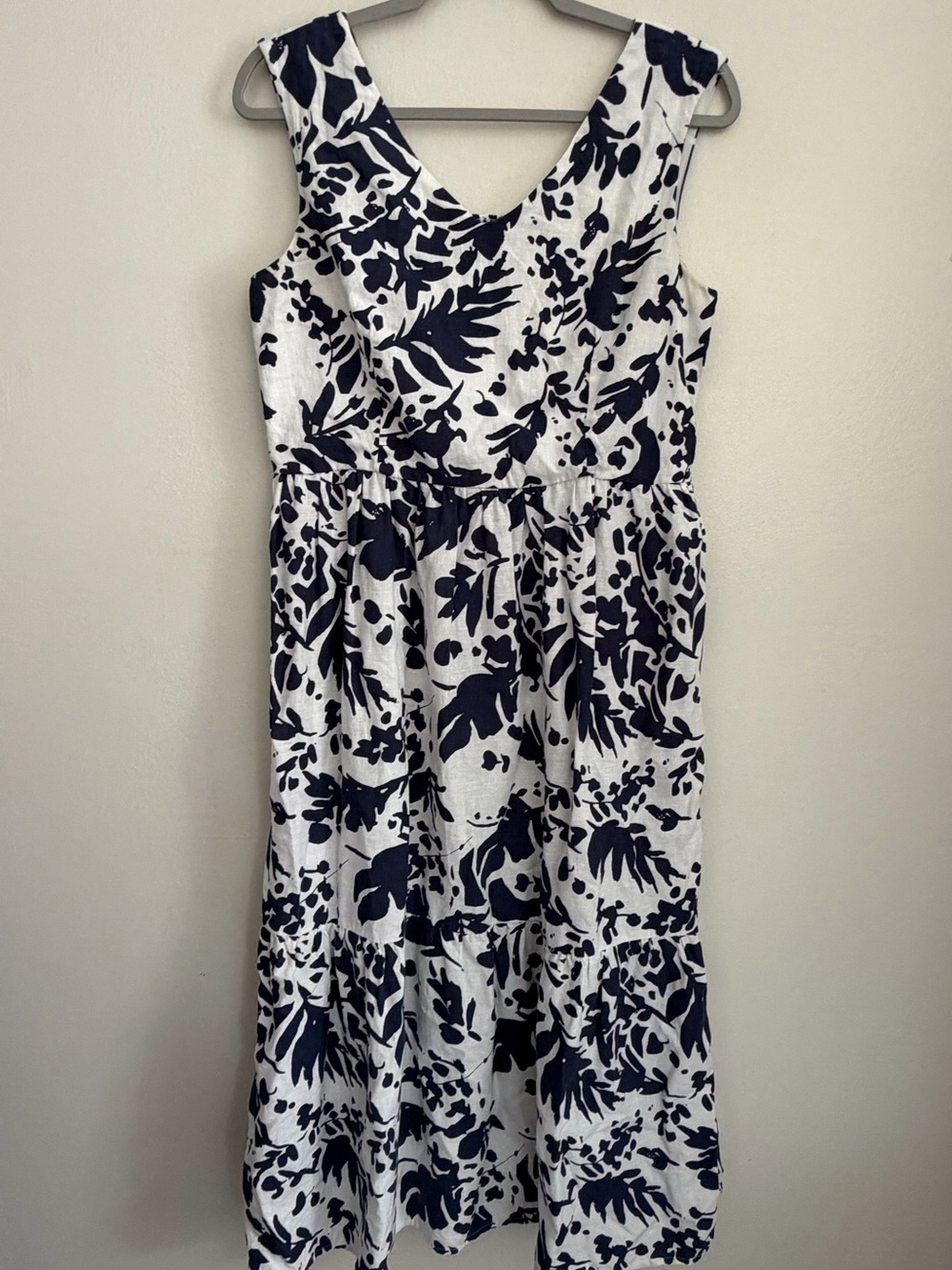 MAGASCHONI Linen Blend Smocked Bodice Dress - Size 6 - Navy/White Floral Coastal